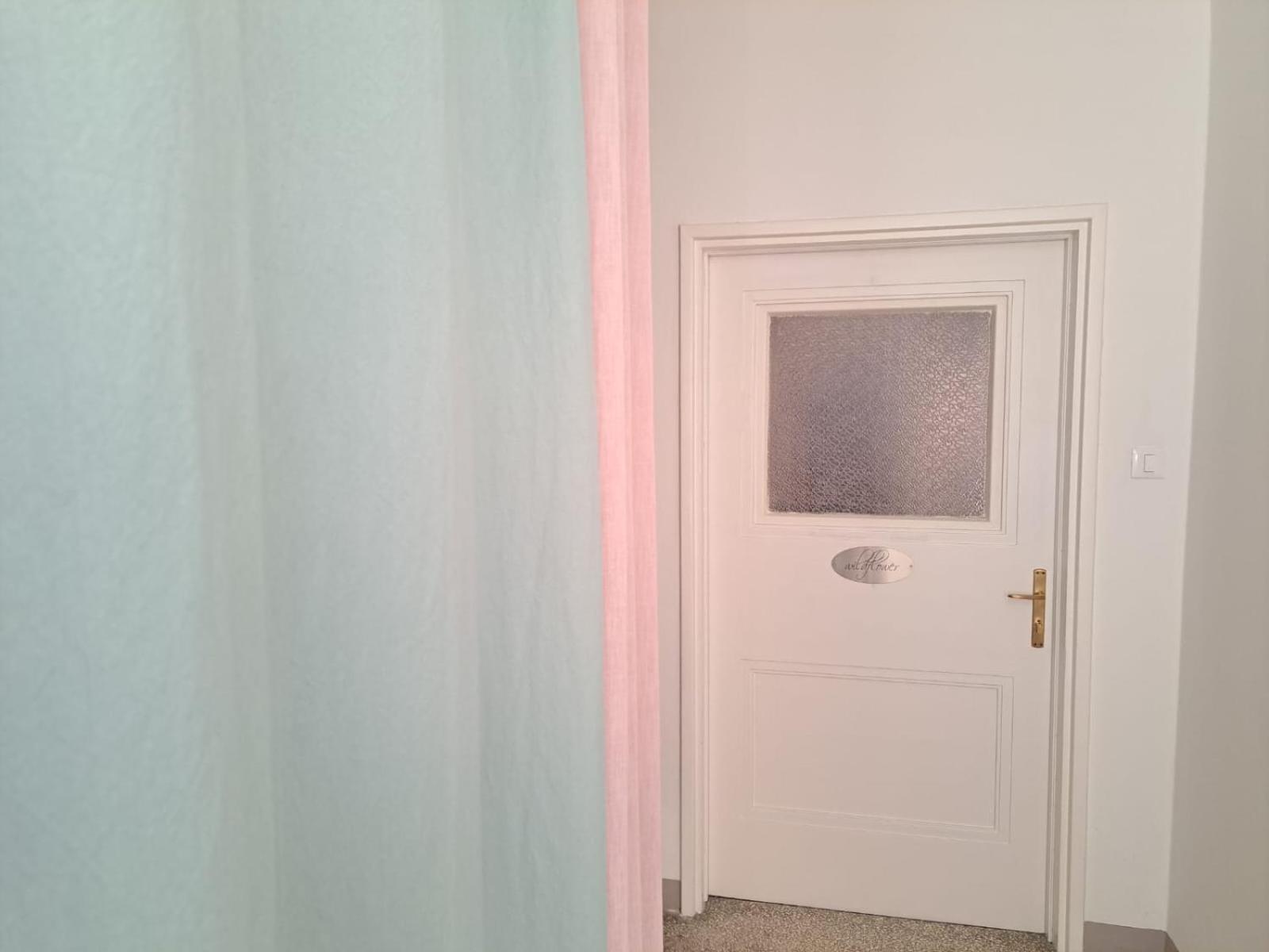 Apartment Wildflower In Privatvilla Im Herzen Merans Buitenkant foto