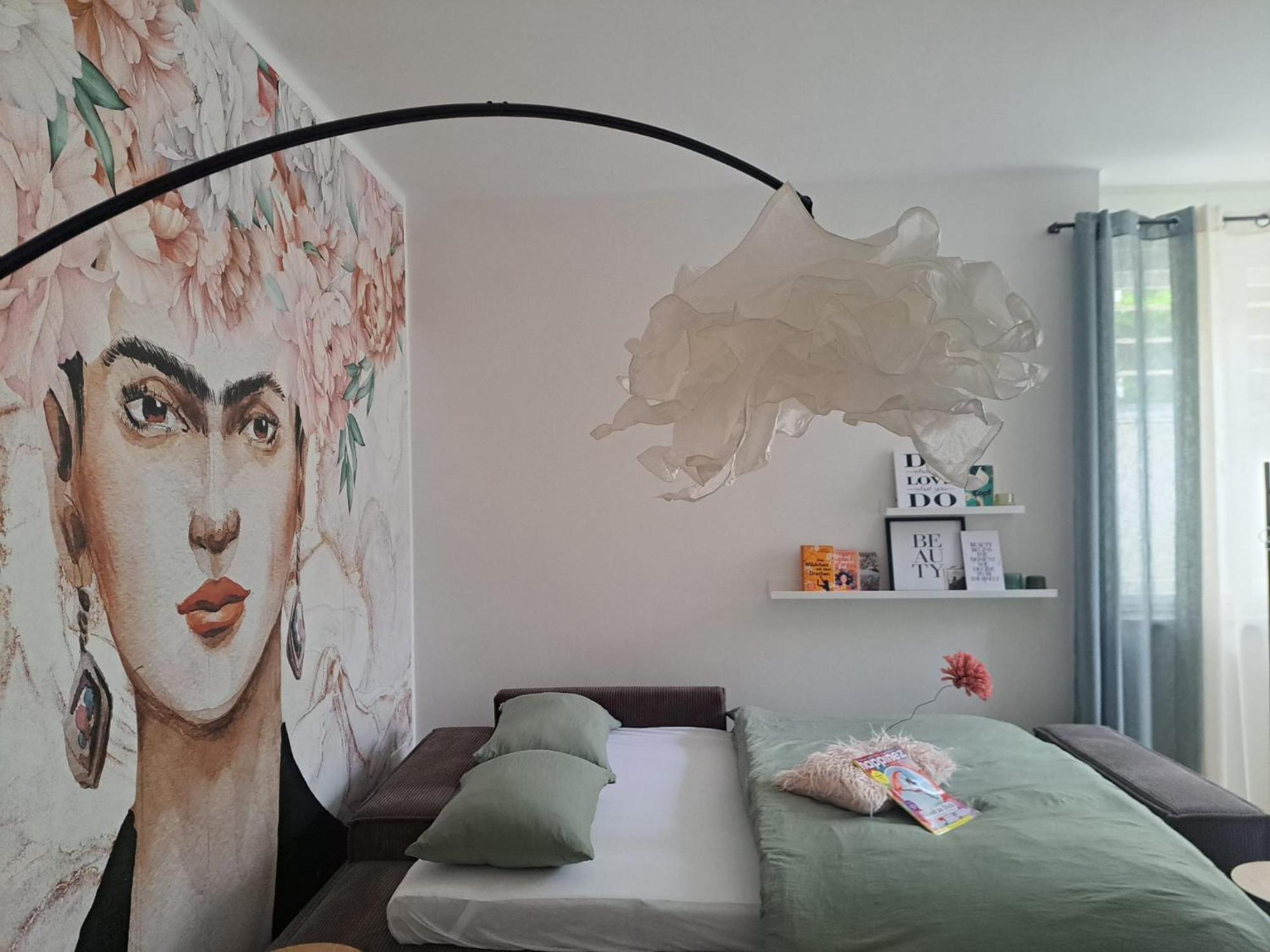 Apartment Wildflower In Privatvilla Im Herzen Merans Buitenkant foto