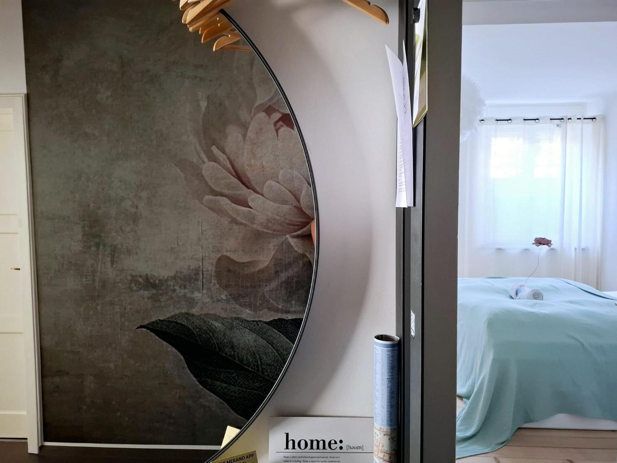 Apartment Wildflower In Privatvilla Im Herzen Merans Buitenkant foto