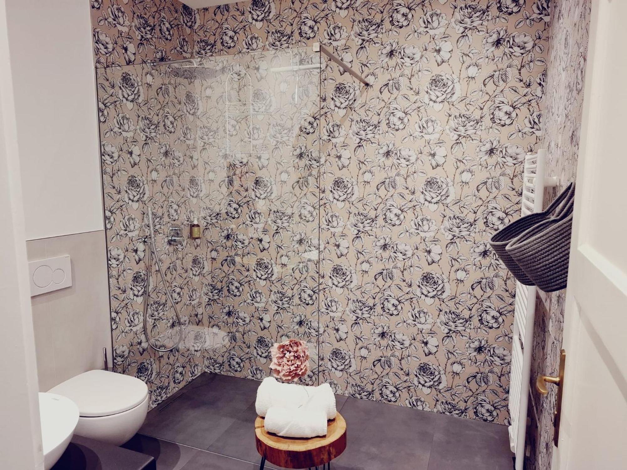 Apartment Wildflower In Privatvilla Im Herzen Merans Buitenkant foto
